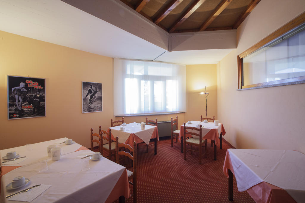 Hotel I Diamanti Garlasco Kültér fotó